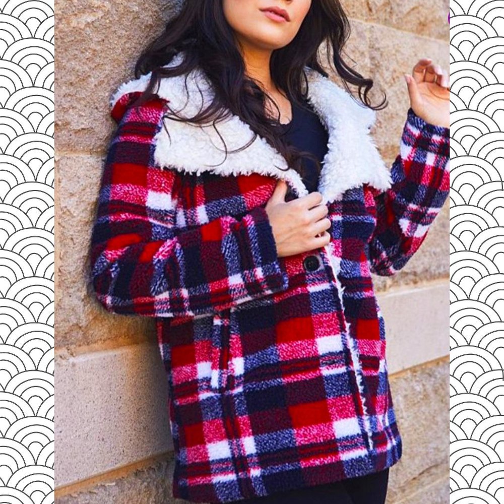 🌺 Black & Red Plaid Hooded Fleece Jacket  🌺